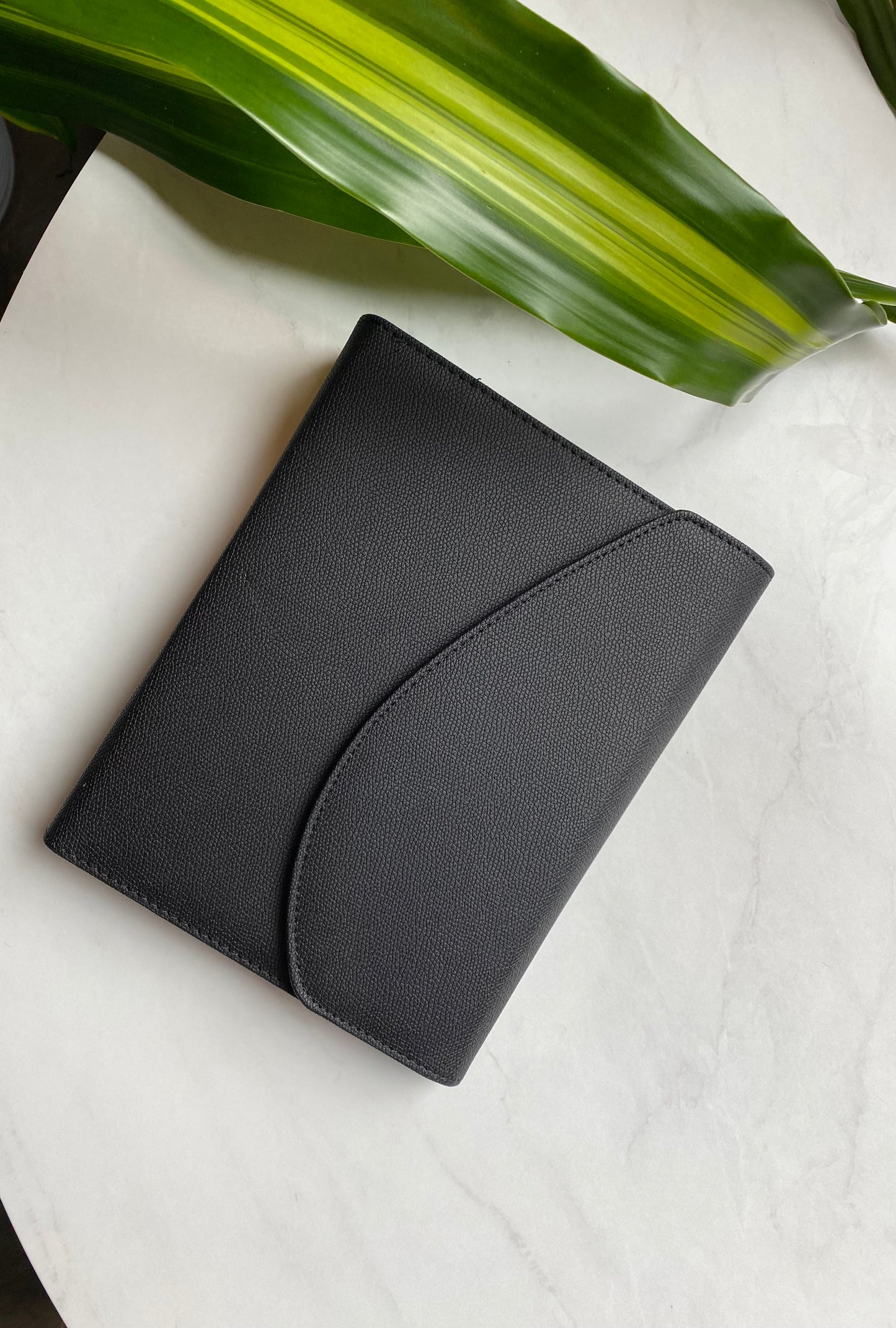 Curve Folio